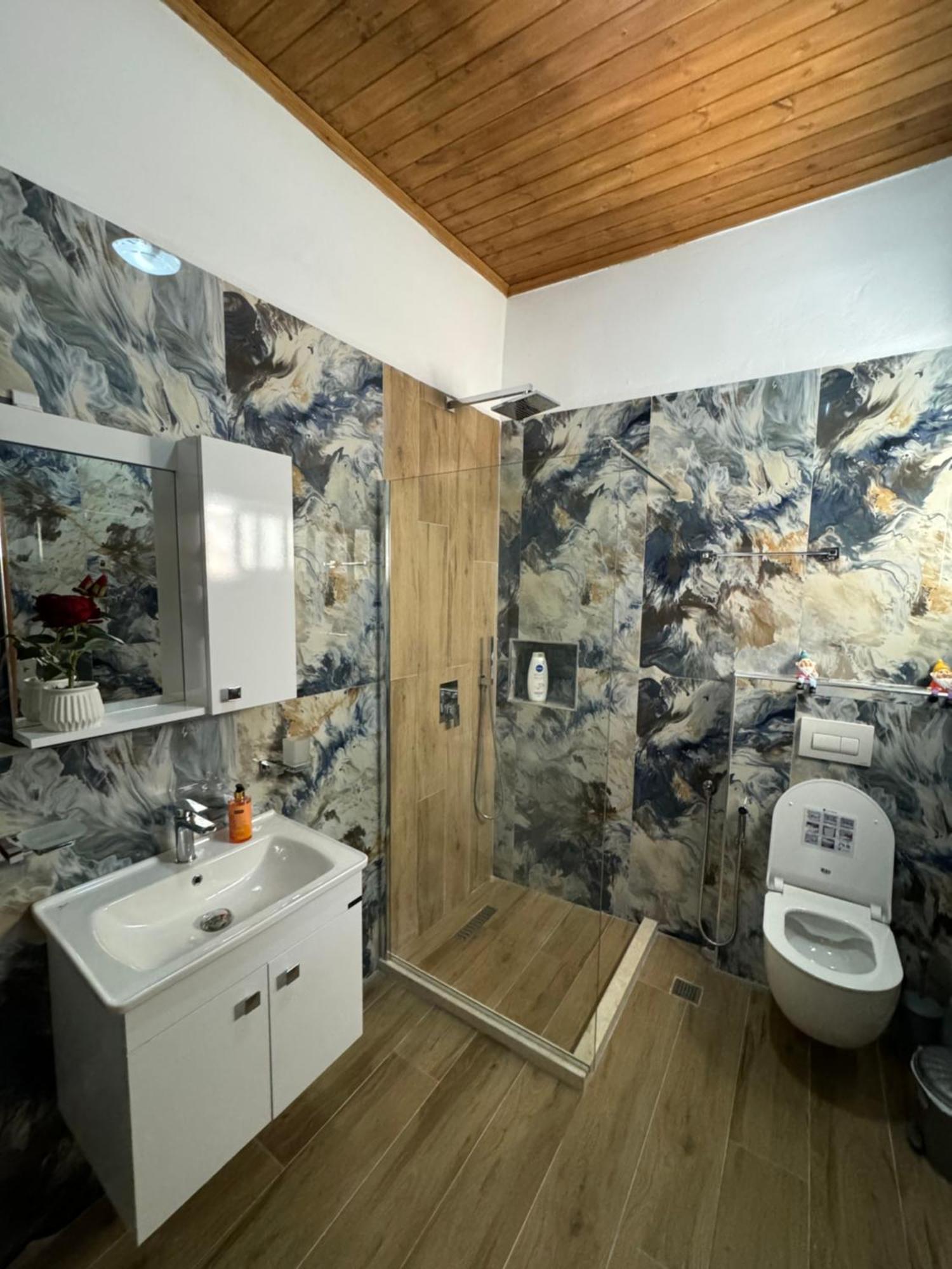 Meroli Guesthouse - Unesco Quarter Berat Kültér fotó